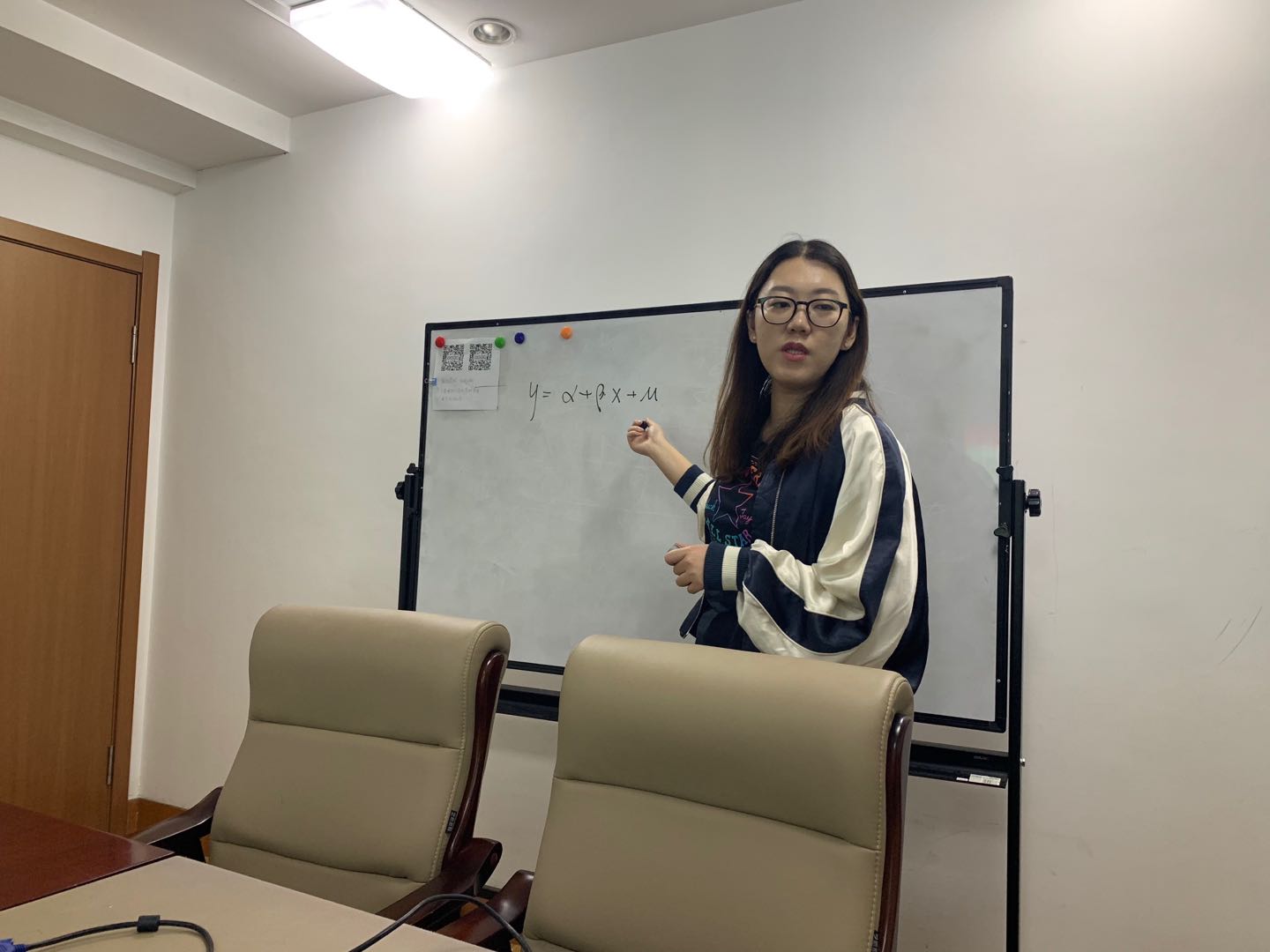 在线买世界杯平台博士生沙龙2019-06（总第6期）简报图片.jpg